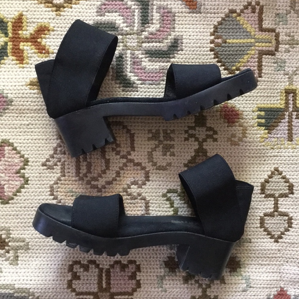 JAMES ROWLAND Black Sandals